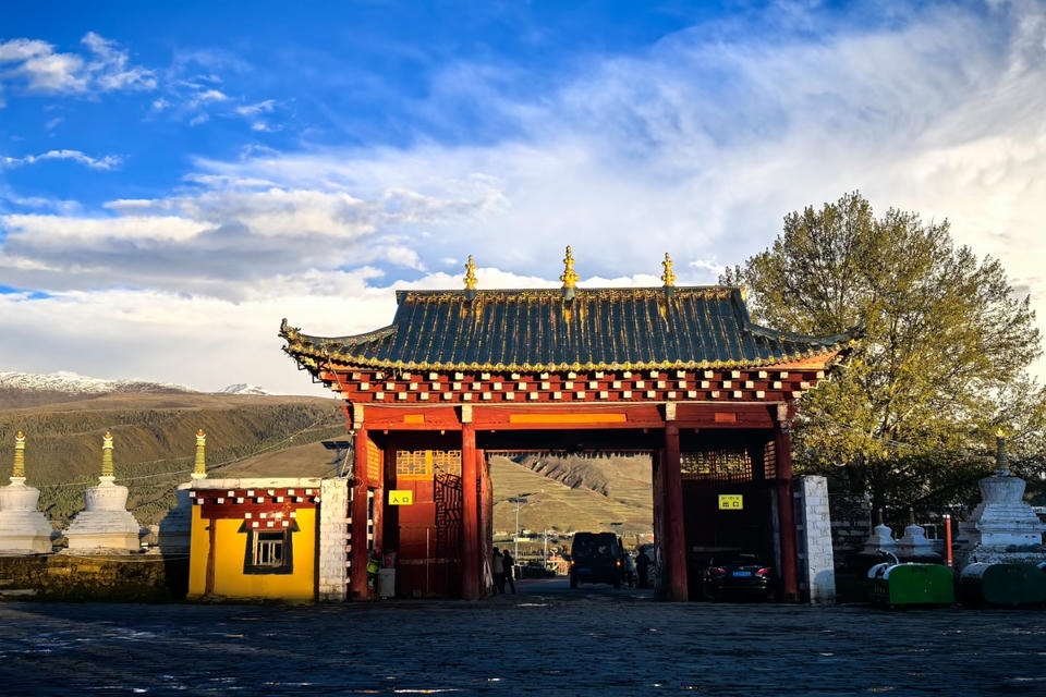 Private guide at Huiyuan Temple