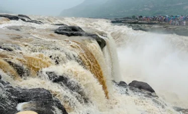 Private guide at Hukou Waterfall Yellow River