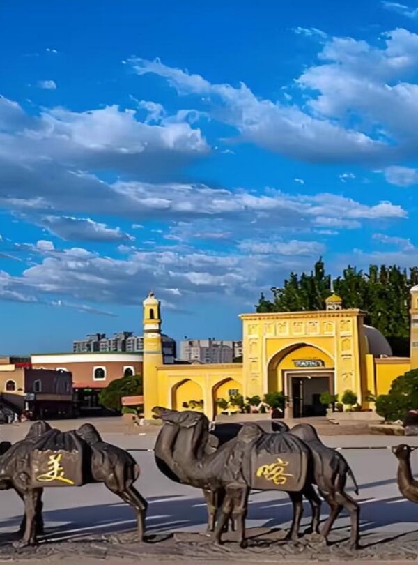 Private guide at Kashgar Old Town