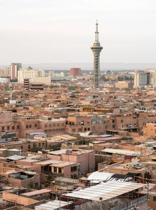Private guide exploring Kashgar old town and culture