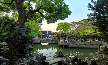 Private guide at Lion Grove Garden rock formations in Suzhou