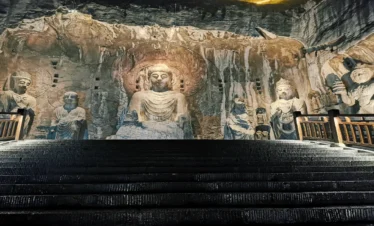 Private guide at Longmen Grottoes Buddhist carvings