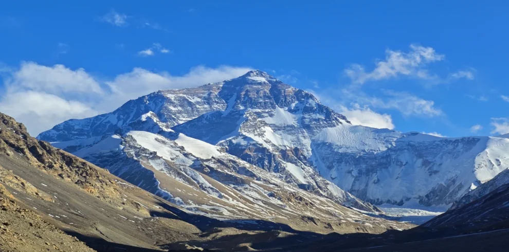 Private guide viewing Mount Everest Himalayan landscape
