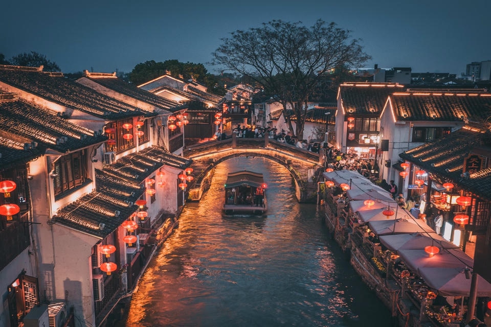 Private guide at Suzhou Shantang Street