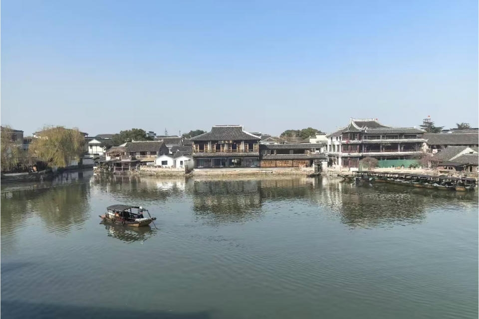Private guide at Suzhou Jinxi Ancient Town panorama