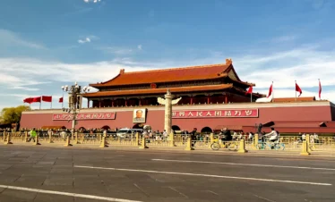 Private guide at Tiananmen Square landmark view