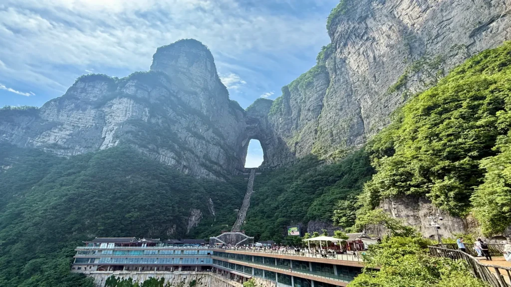 Private guide at Tianmen Mountain glass skywalk