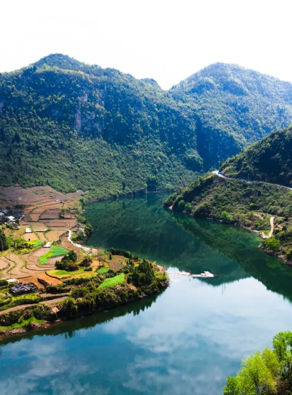 Private guide at Zhangjiajie Grand Canyon scenic view