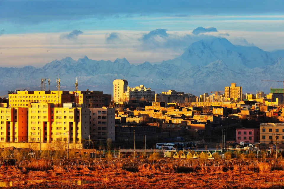 Kashgar Old Town street view with local market and Silk Road cultural atmosphere in Xinjiang