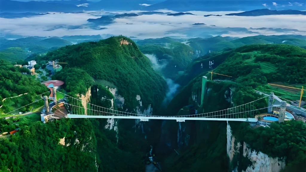 Zhangjiajie Glass Bridge above the Grand Canyon